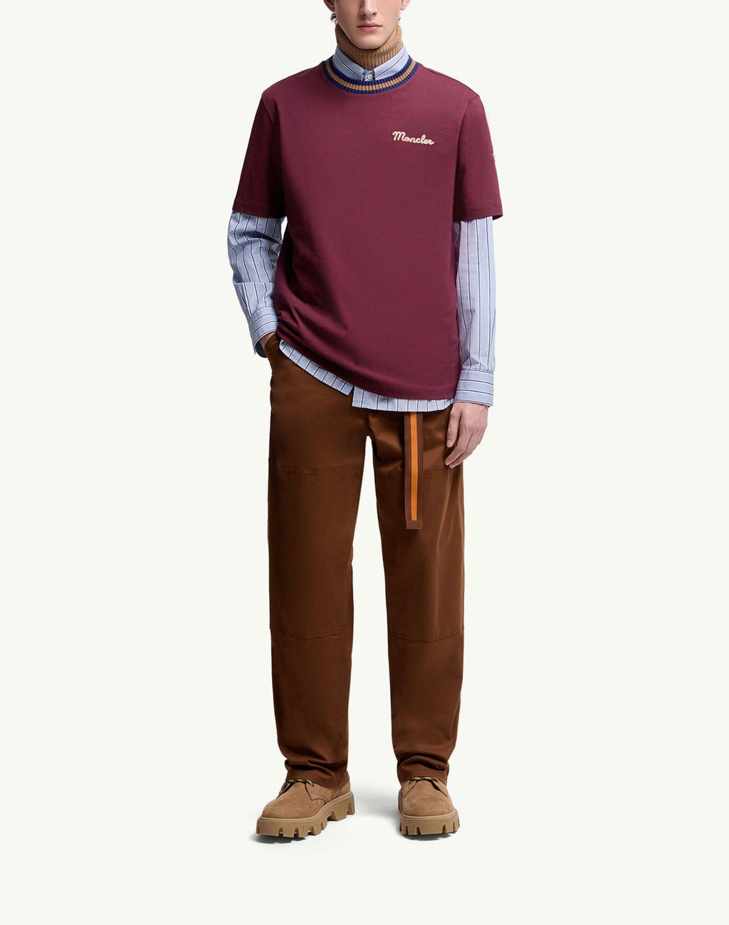 Winniemodo,Winniemodony,Moncler k20918c00022,Moncler embroidered logo T-shirt,Moncler t-shirt burgundy,Moncler tee burgundy,M