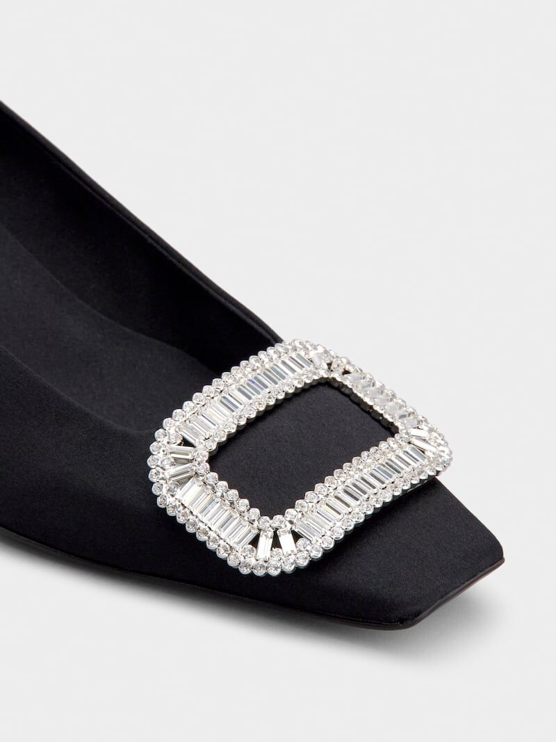 Winniemodo,Winniemodony,Roger Vivier chunky heel satin,Roger Vivier Belle pumps satin,Roger Vivier satin pump,Roger Vivier