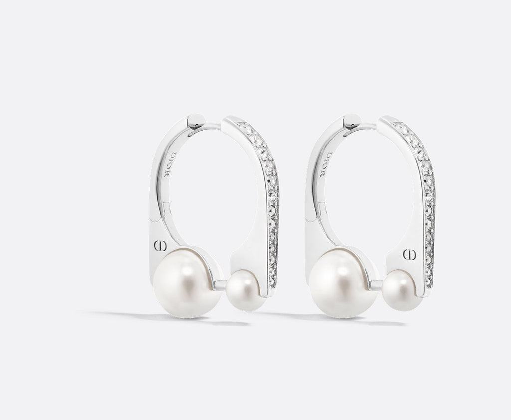 Dior medium tribales new look earrings,Dior pearls earrings,Dior pearls earrings silver metal,Dior earrings,Dior earrings on