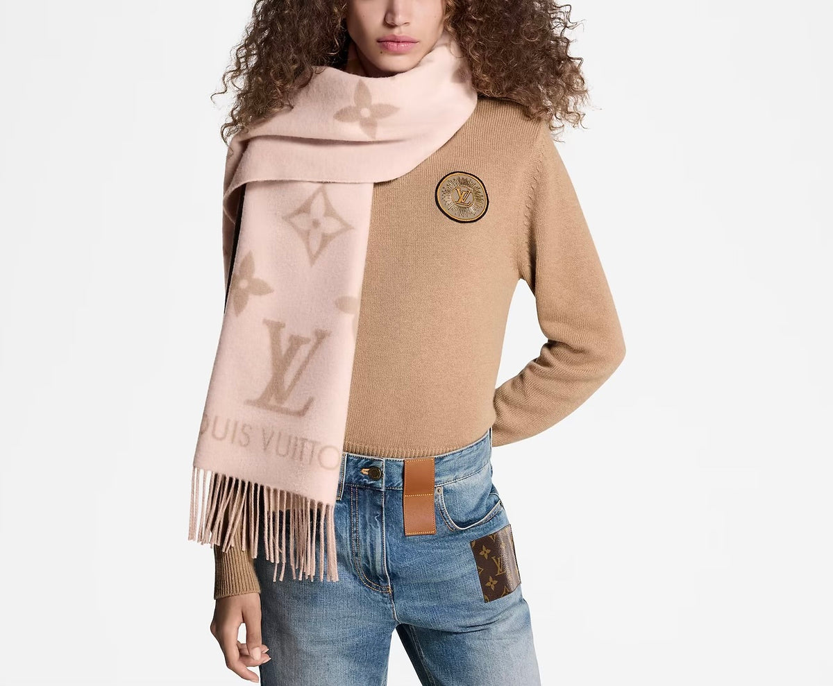Winniemodo,Winniemodony,Louis Vuitton M78908,LV M78908,Louis Vuitton Reykjavik scarf beige,LV Reykjavik scarf sale,Louis Vuit