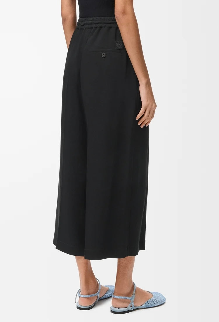 Winniemodo,Winnie modo,Loewe S359Y04XGX,Loewe cropped trousers,Loewe trousers,Loewe trousers black,Loewe trousers sale,Loewe