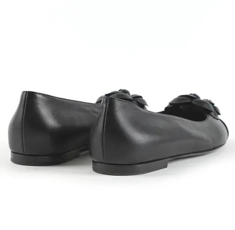 Winniemodo,Winniemodony,Chanel G45494,Chanel flower ballet flats sale,Chane ballet flats 2026,Chanel ballet flats outlet,Chan