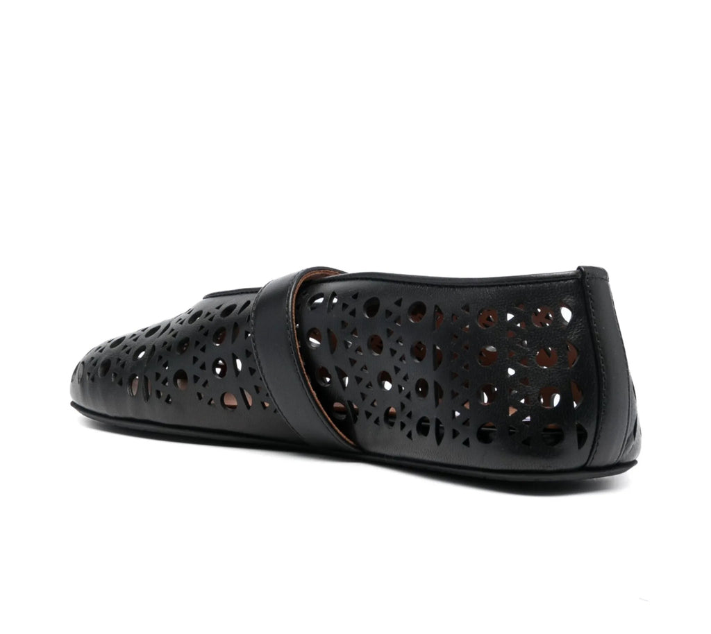 Winniemodo,Winnie modo,Alaïa cut out leather ballerinas,Alaïa ballerinas,Alaïa ballerinas sale,Alaia flat,Alaia flat sale,Ala